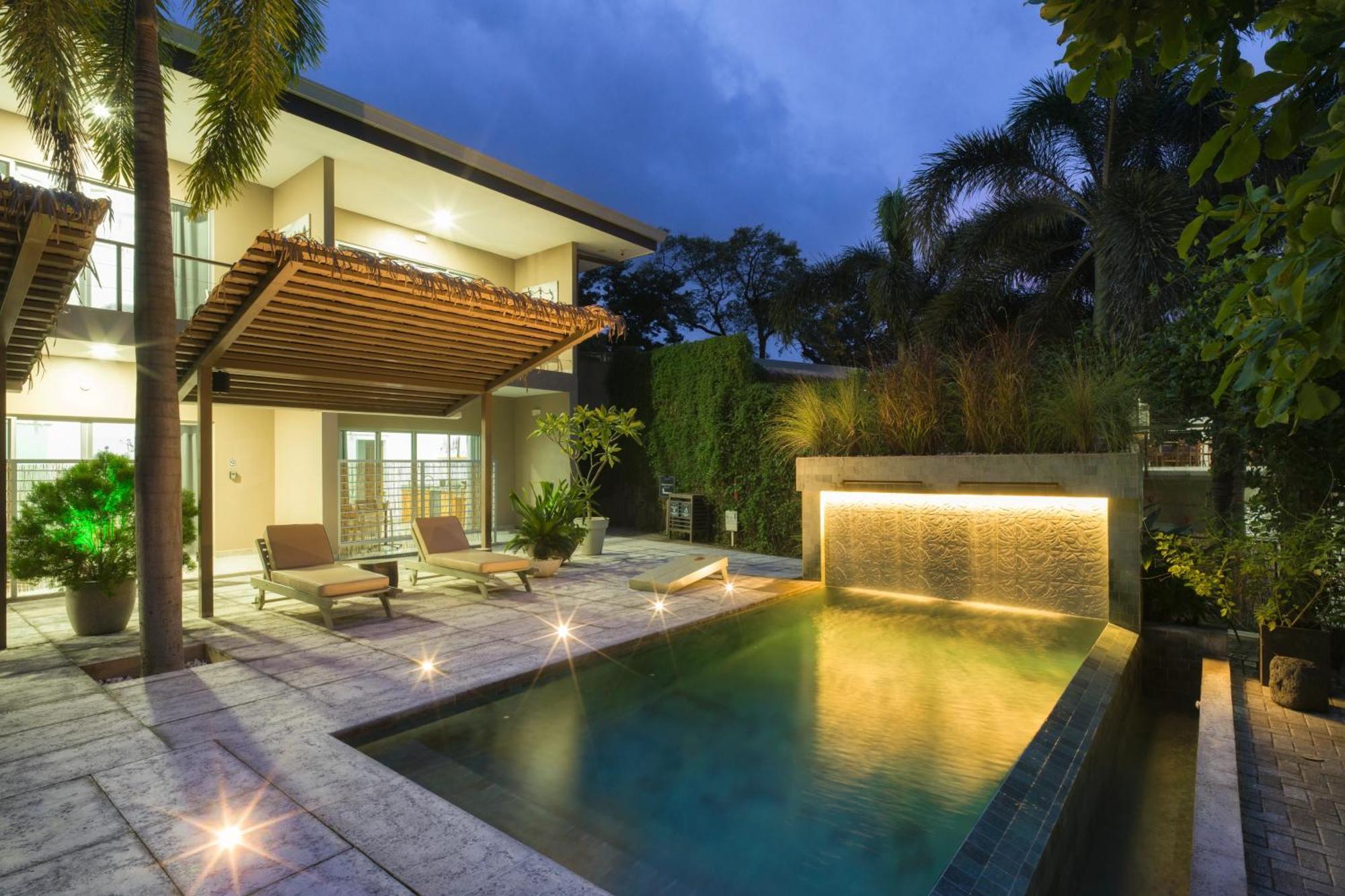 Tamarindo Bay Suites - Self Check In, Adults Only 외부 사진